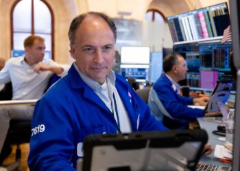Stock futures are little changed as Dow heads for fourth straight losing week: Live updates