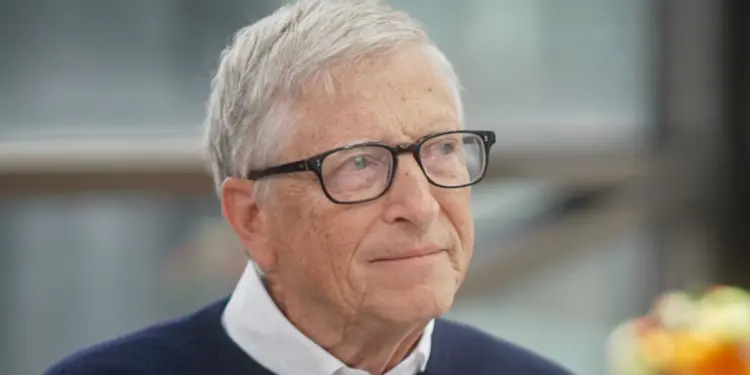 Bill Gates says getting countries to agree on AI regulations will be harder than Cold War-era nuclear negotiations