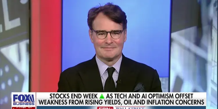 Corporate America is going gangbusters, investment expert says