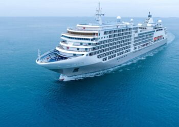 Cruise Stocks Rally as Carnival’s Q3 Results Land: Carnival Surges 12%, Royal Caribbean Gains 7%, Norwegian Rises 5%