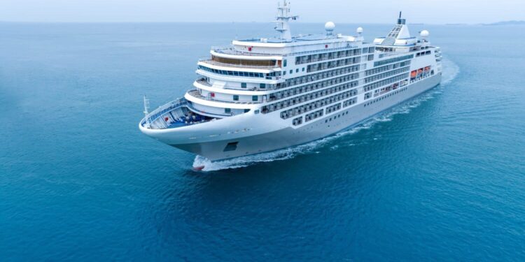 Cruise Stocks Rally as Carnival’s Q3 Results Land: Carnival Surges 12%, Royal Caribbean Gains 7%, Norwegian Rises 5%