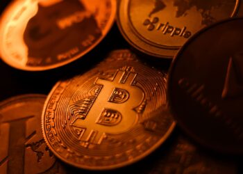 U.S. market regulator seeks to make it easier for funds, advisers to hold crypto