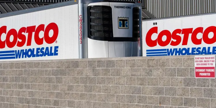 Bulk Buying Power Keeps Investors Bullish on Costco