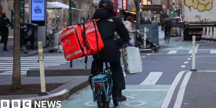 Delivery Giant DoorDash Bets Big on Groceries With Massive Instacart Takeover