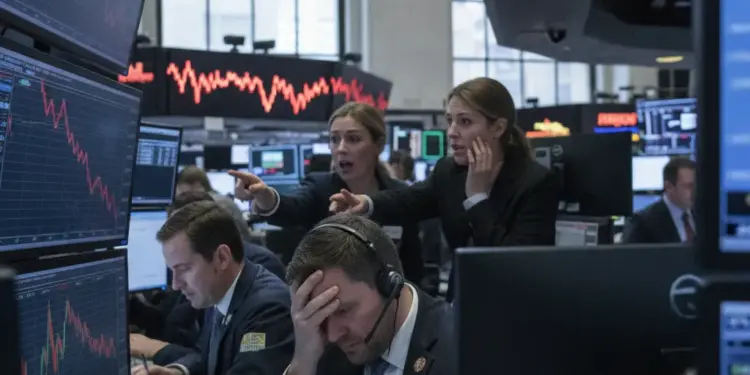 Market Anxiety Deepens as Tech Bubble Fears Collide With Slumping Retail Data