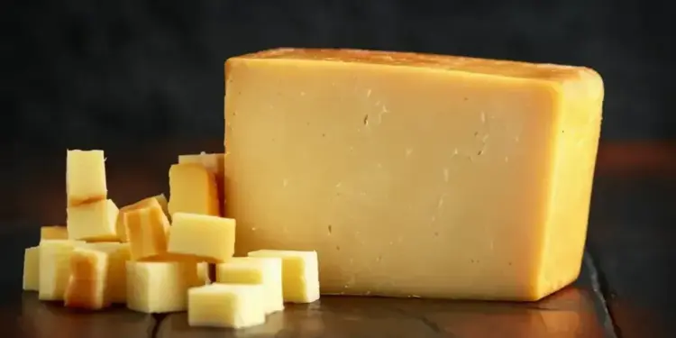 Health Alert Issued After Potential Bacterial Contamination Found In Artisan Cheddar