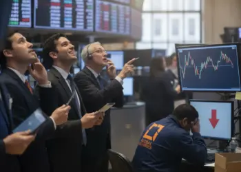 Tech Optimism Lifts Major Indices While Delivery Giant Slumps