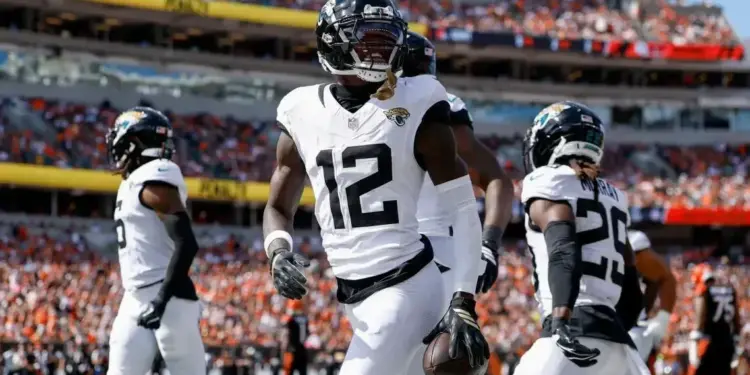 London Calling for Surging Jaguars While Eagles Face Identity Crisis