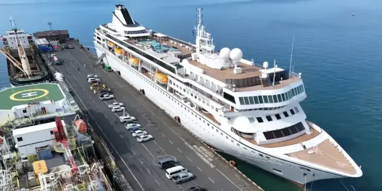Luxury Dream Sinks as Stranded Cruise Residents Face Financial Collapse