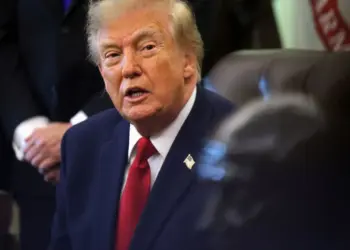 Presidential Portfolio Sparks Conflict Concerns After Massive Tech and Space Bets