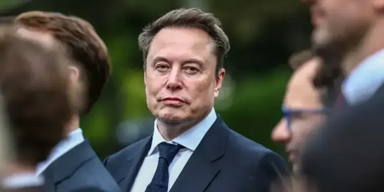 Satellite Ambitions Shake Up Telecom Giants as Musk Targets Mobile Market